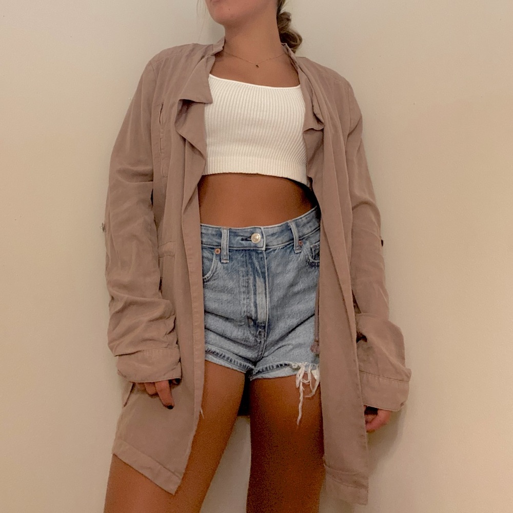 brown lightweight jacket!